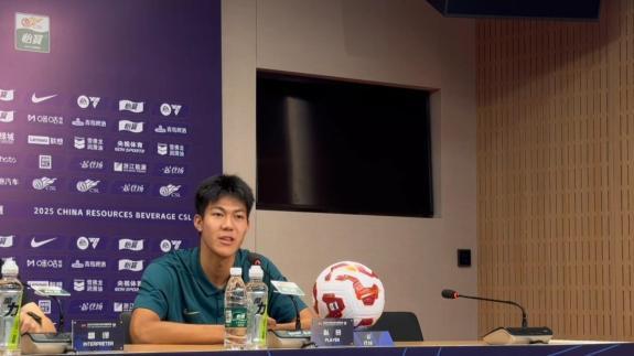 对我来说, 大连的一场, 我就看出他 对我来说, 大连的一场, 我就看出他