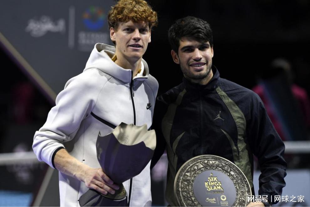 尔卡拉斯被 尔卡拉斯被